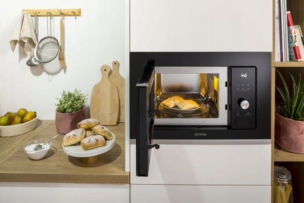 Kuchenka-mikrofalowa-do-zabudowy-Gorenje-BM201AG1X-Wysokosc-produktu-38-8-cm.jpeg